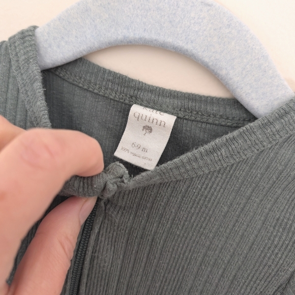 Kate Quinn | Olive 6-9 month onesie - Picture 4 of 4